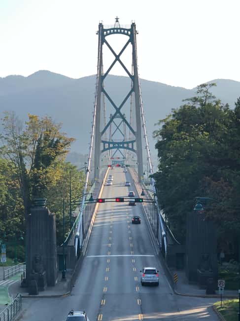 Vancouver: City Tour with Capilano Bridge and Stanley Park - Stanley Park totem poles and Hallelujah Point