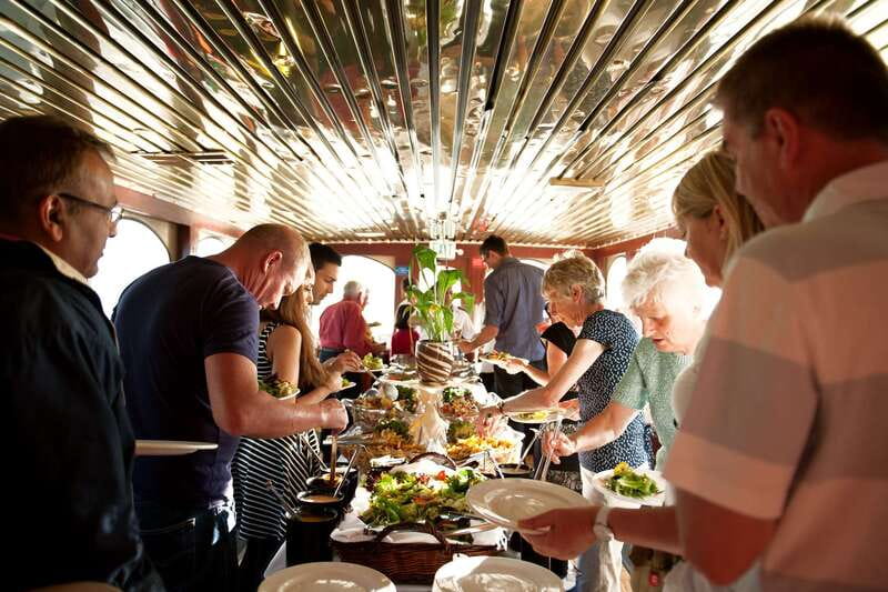 Vancouver: Evening Cruise with Dinner Buffet - Music, dancing, and the atmosphere after dinner