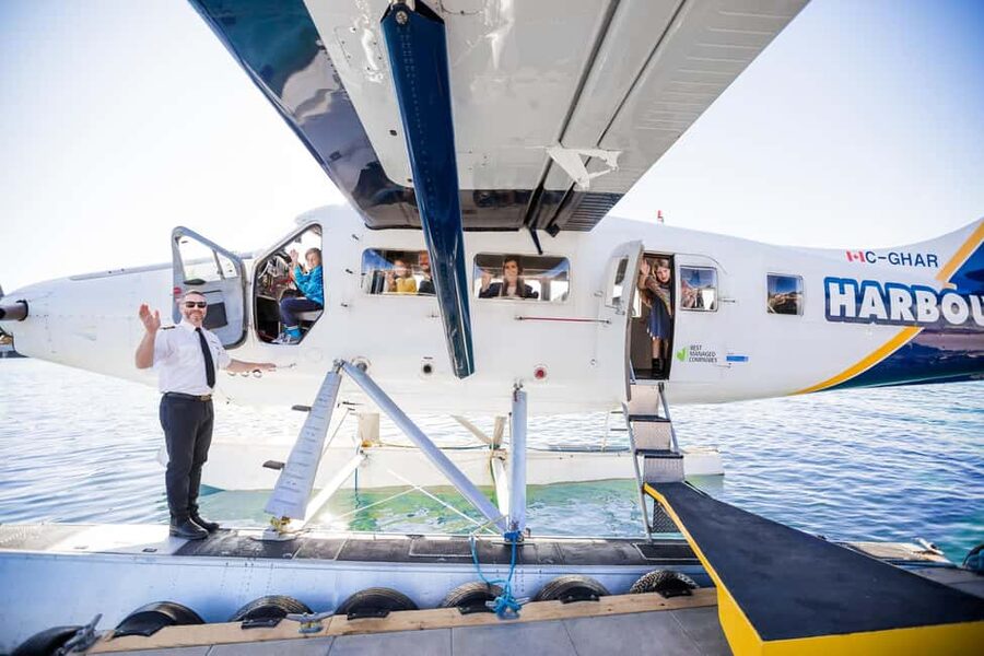 Vancouver: Extended Scenic Panorama Seaplane Tour - Check-in at 1055 Canada Place