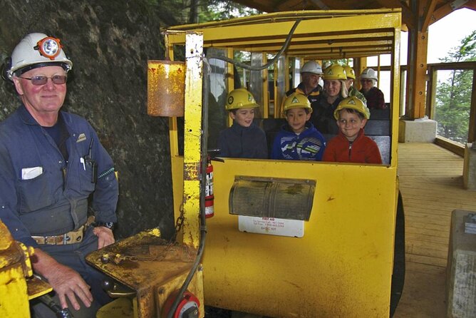Vancouver family tour Squamish with Porteau Cove and Britannia Mine Private - Porteau Cove offers a quieter hour by Howe Sound