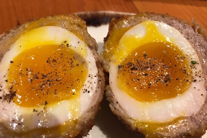Vancouver Food Tour with 6 Tastings of Sushi, Chocolate, and more - Vancouver Lookout and the Downtown View
