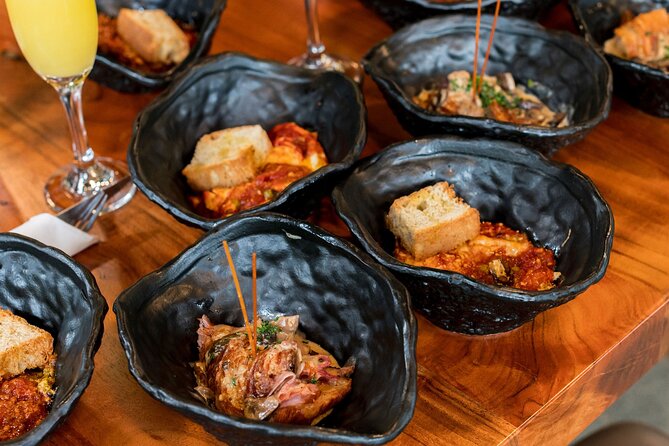 Vancouver Gastown Breakfast Tour with Mimosa and Local Eats - Why a brunch walk works so well in Gastown