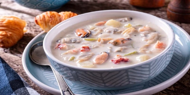 Vancouver: Granville Island Small Group Food Walking Tour - Who should book this two-hour outing
