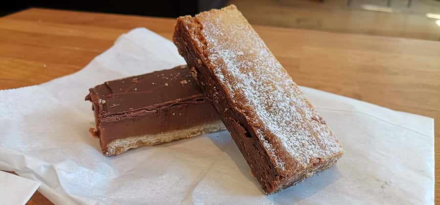 Vancouver: Guided Food and City History Tour - Why food is the best way to meet Vancouver