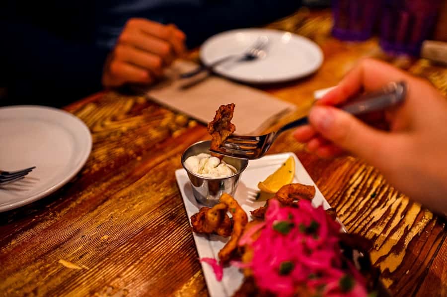 Vancouver: Guided Food and City History Tour - Timing, weather, and what to bring
