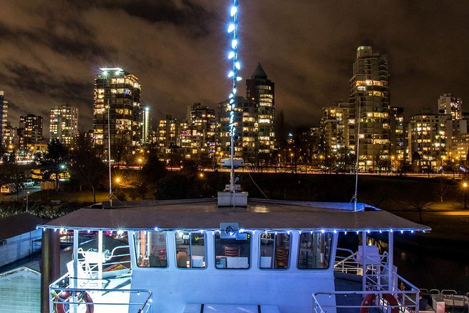 Vancouver Holiday Festive Dinner Cruises - The festive buffet and what is included