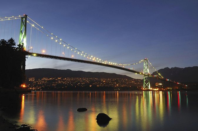 Vancouver Holiday Festive Dinner Cruises - English Bay, the Seawall, and the waterfront