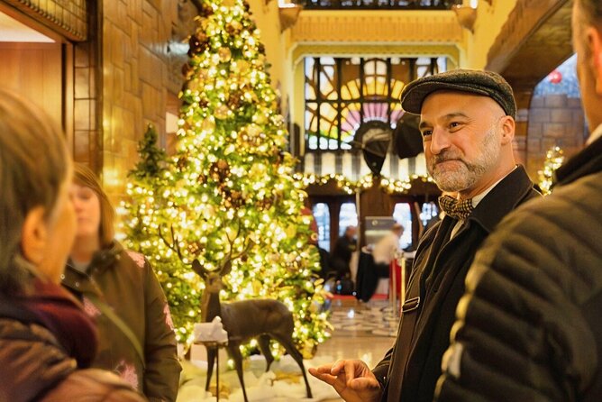 Vancouver Holiday History and Hot Chocolate Tour - A Warm Start at Trees on Granville Street