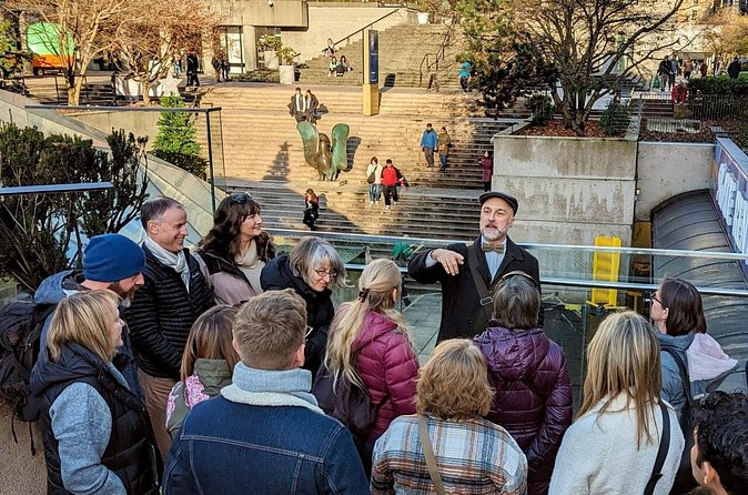 Vancouver Holiday History and Hot Chocolate Tour - Who Will Enjoy This Holiday Walk