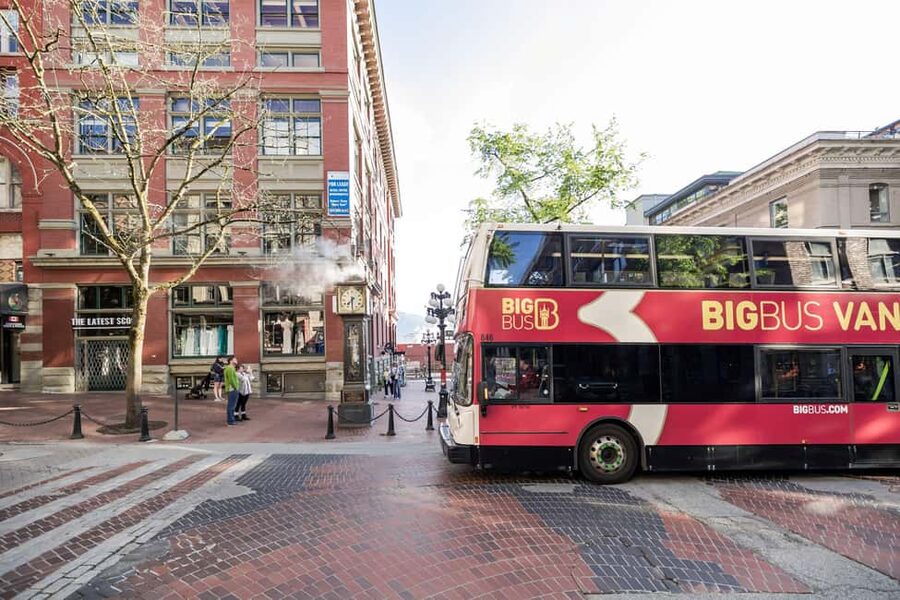 Vancouver: Hop-on Hop-off Sightseeing Tour with 10 Stops - Coal Harbour, Robson Street, and the downtown edge
