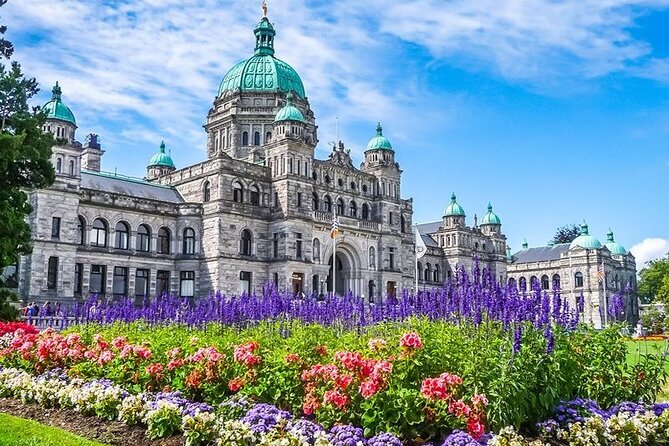 Vancouver Island, Butchart, Malahat 2-Day Tour in Chinese/English - Butchart Gardens in a 90-minute visit