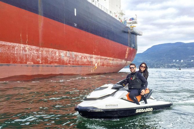 Vancouver Jet Ski Rental from Granville Island - Wildlife around Pam Rocks and the islands