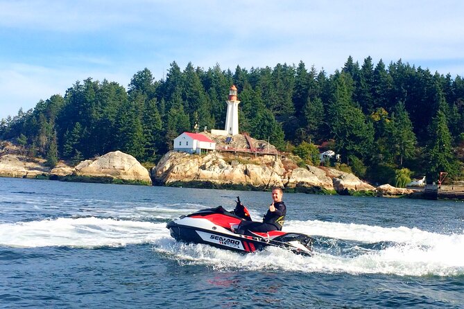 Vancouver Jet Ski Tour to Bowen Island (4 Hours) - An hour at Bowen Island’s Snug Cove
