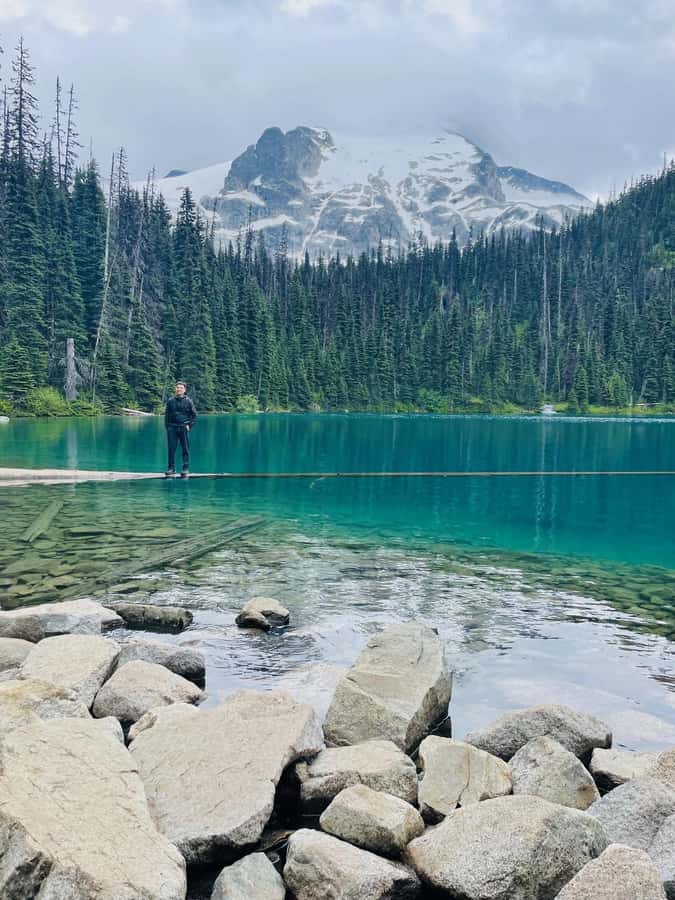 Vancouver: Joffre Lakes Park Hike and Whistler Day Trip - One hour in Whistler, with time to choose your own pace