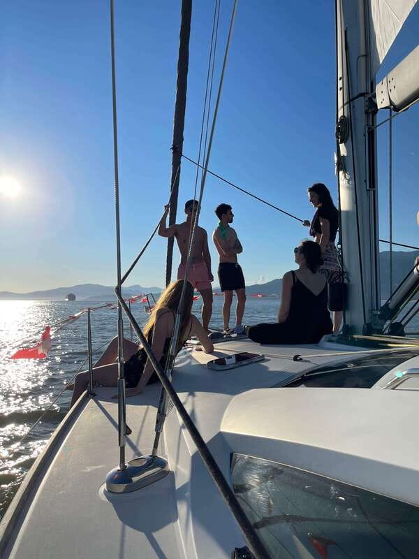 Vancouver: Mosquito Creek and English Bay Sailboat Cruise - Is $117 a fair price?