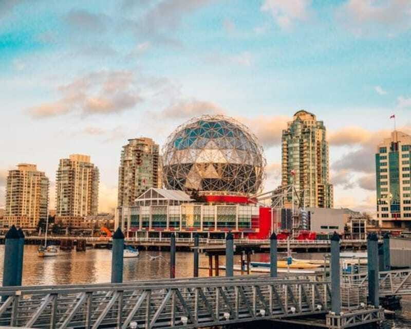 Vancouver : Must-See Attractions Walking Tour With A Guide - Should you book it?