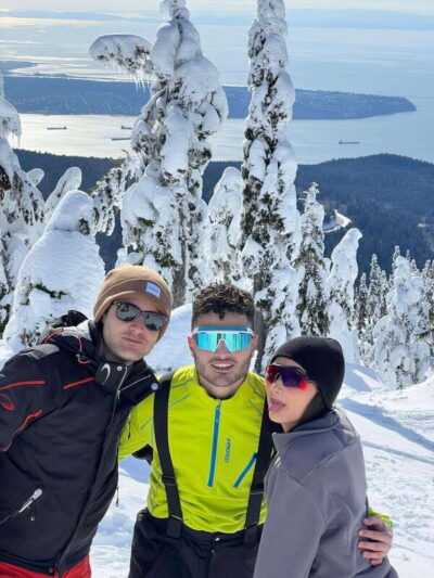 North Shore Mountains Snowshoeing with Transfer