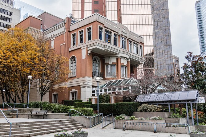 Vancouver Old Town Treasure Hunt: Self-Guided Walking Game - The Sam Kee Building and Chinatown connections
