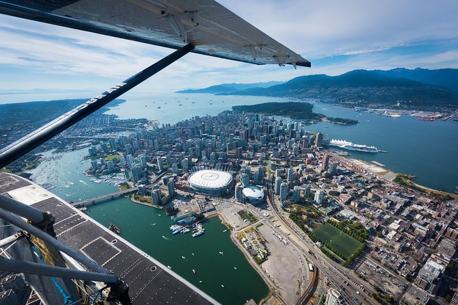 Vancouver Panorama Scenic Seaplane Tour - What the 20-minute flight feels like