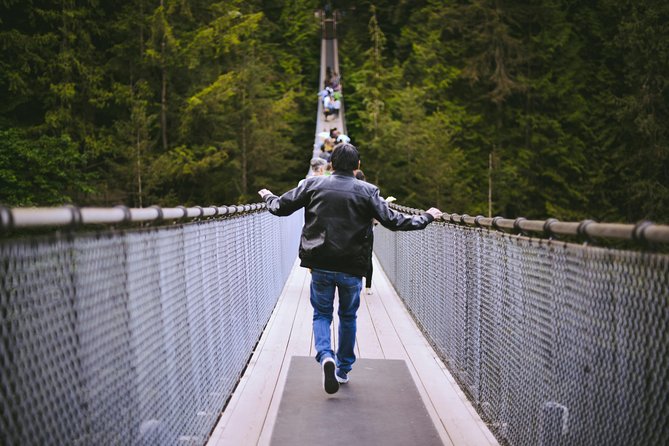 Vancouver Premium Tour: Capilano Bridge + Grouse Mountain Lunch - Timing, walking, and weather