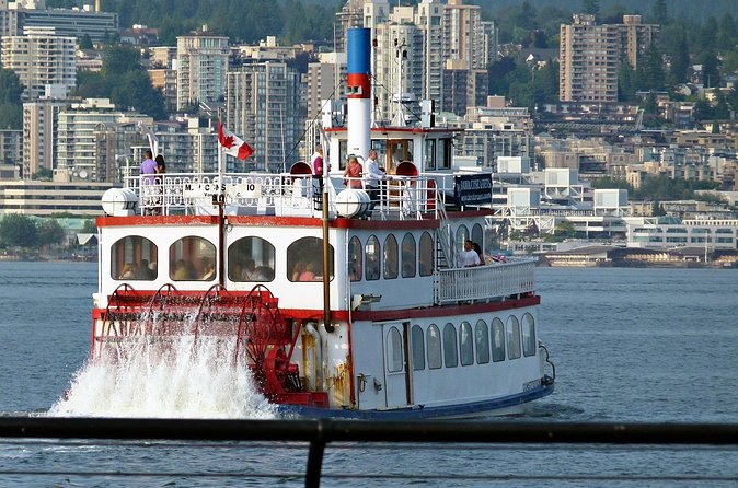 Vancouver: Private & Custom Full-Day Tour with a Local - Chinatown, gardens, and a pause at the memorial park