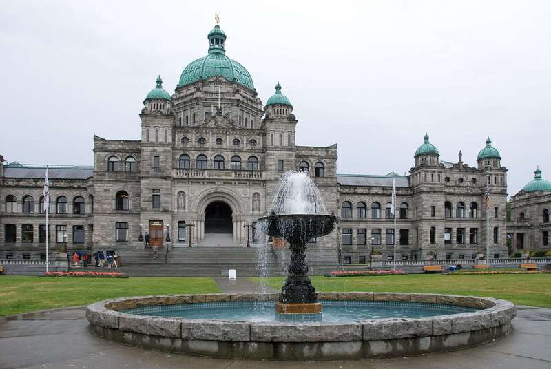 Vancouver: Private Walking Tour with a Local - A Vancouver walk shaped around you