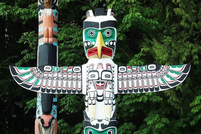 Vancouver's Finest Private Sightseeing Tour - Stanley Park: Forest, Ocean, and the Seawall