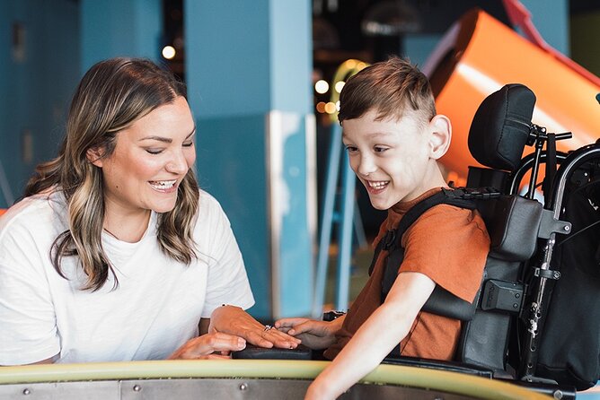 Vancouver Science World Ticket - Start with Centre Stage and the live science shows
