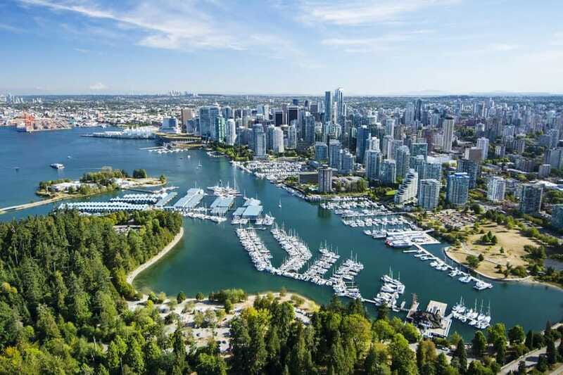 Vancouver: Small Group Tour w/Capilano & Grouse Mtn Lunch - Vancouver Lookout gives you the city in one sweep