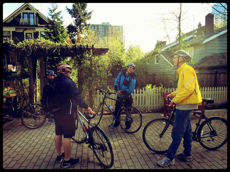 Vancouver: Stanley Park & Downtown Bike Tour - The seawall changes the pace