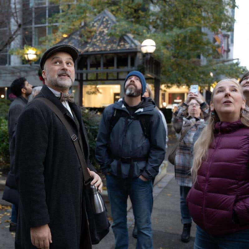 Vancouver: The Downtown Sinners and Sweets Tour - Walking, weather, and access