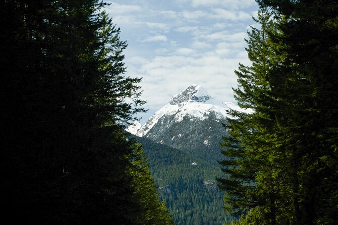 Vancouver to Whistler Private Self Guided Audio Tour - Squamish, granite cliffs, and outdoor energy
