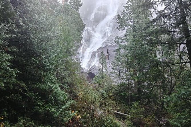 Vancouver to Whistler Private Tour - Brandywine Falls and signs of volcanic activity