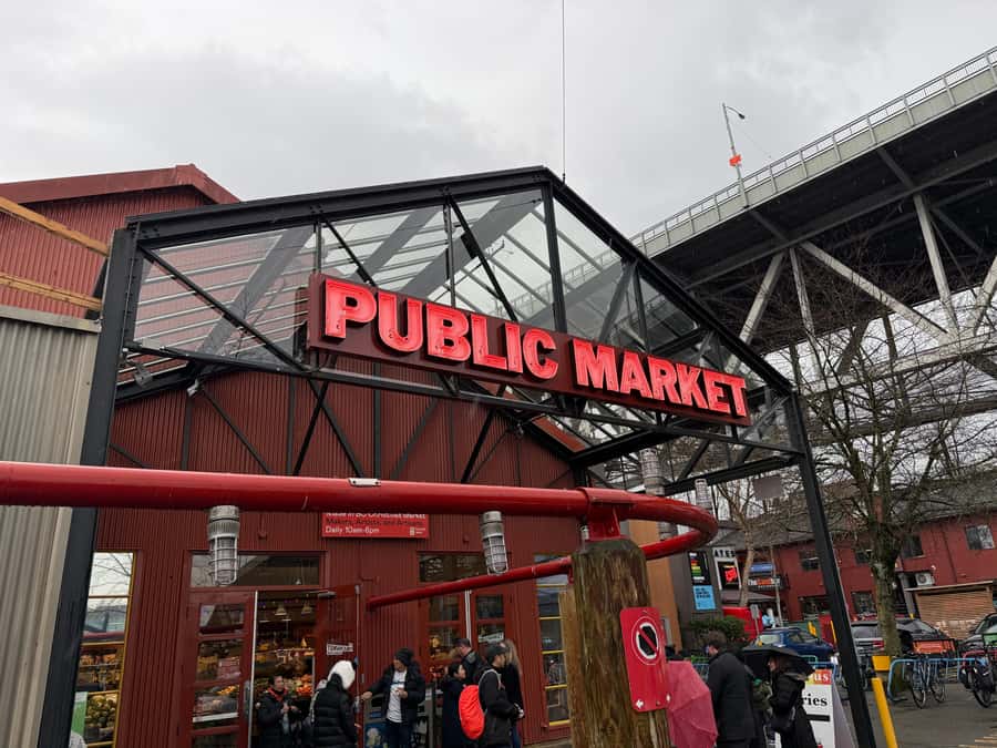Vancouver Tour/Car/Grandville Island/Queen Elizabeth/China T - Why this three-hour route works