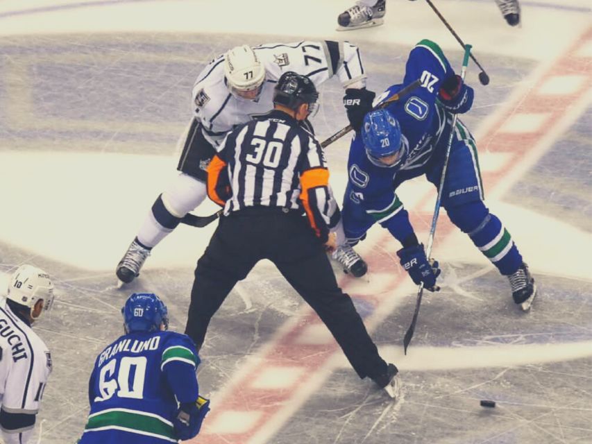 Vancouver: Vancouver Canucks Ice Hockey Game Ticket - Key points at a glance