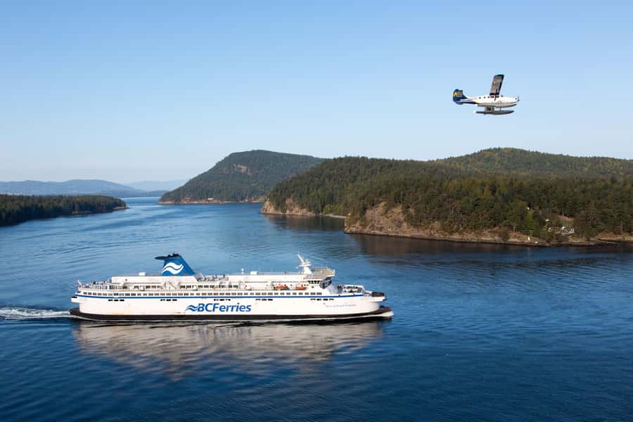 Vancouver: Victoria Seaplane Tour with Return Bus and Ferry - Victoria Inner Harbour gives you a useful home base