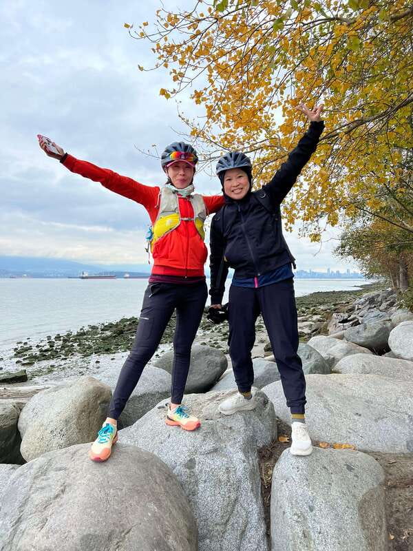 Vancouver Waterfront Guided Bike/E-Bike Tour - A 40-Kilometre Introduction to Vancouver