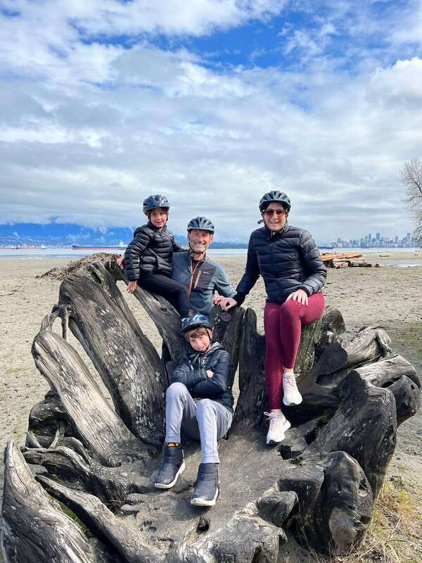 Vancouver Waterfront Guided Bike/E-Bike Tour - Choosing Between a Regular Bike and an E-Bike