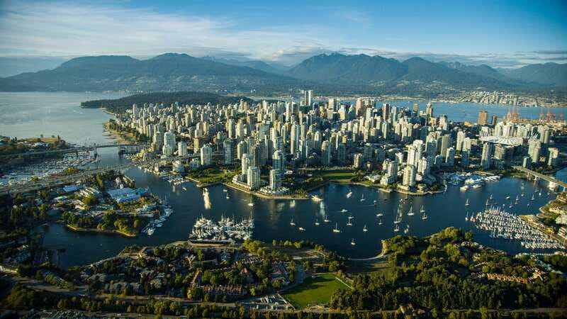 Vancouver: Waterfront Sightseeing Tour - City and Harbour - Who should book this ride?