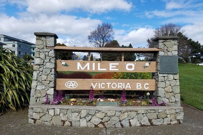 Victoria: Butchart, Mile 0, Harbor 1-Day Tour from Vancouver - Victoria’s Chinatown in five minutes
