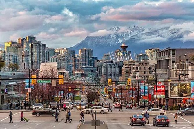 Welcome to Vancouver - Private Tour - Gastown and Chinatown: old Vancouver in a quick pass