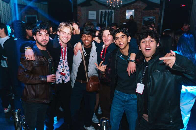 West Coast Party Crawl - Route B - Walking to Twelve West and Cabana Nightclub