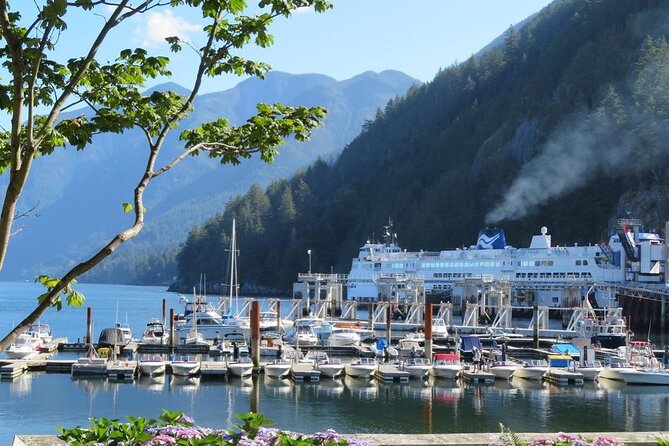 Whistler 1-Day Tour from Vancouver (Chn&Eng) - Whistler Village with only one hour to spare